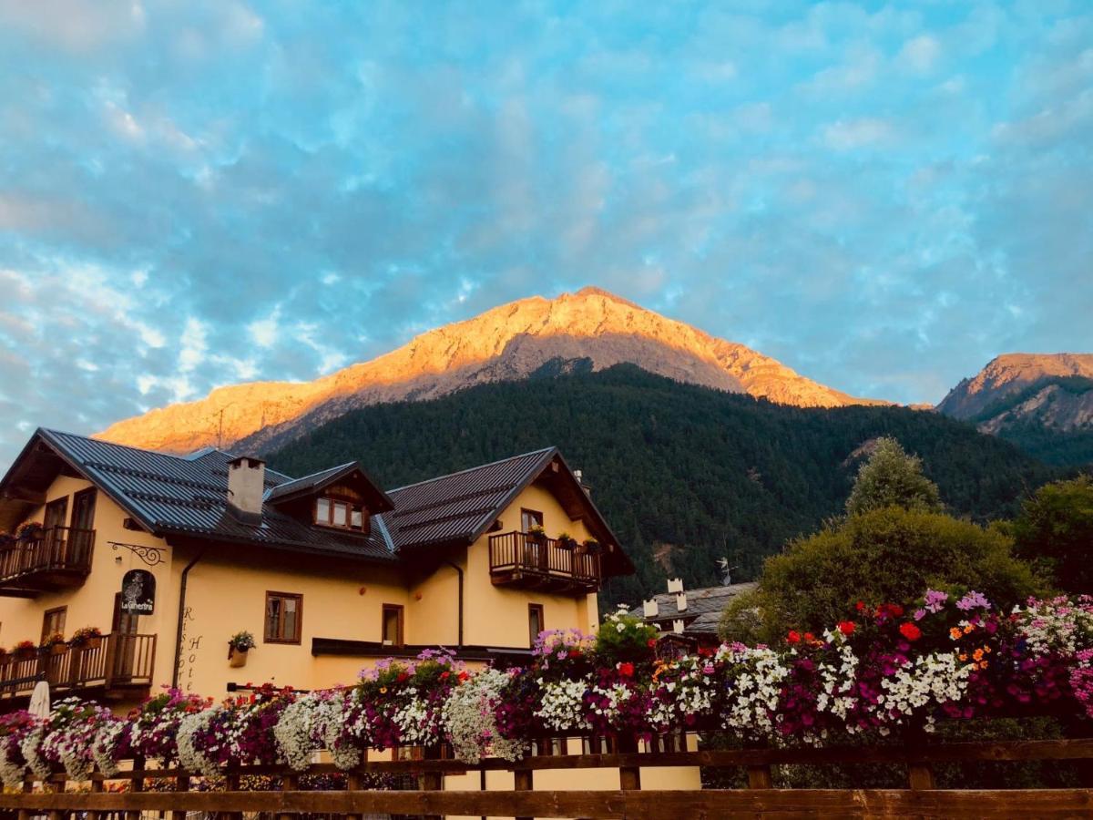 Hotel La Ginestra Чезана-Торинезе Екстер'єр фото